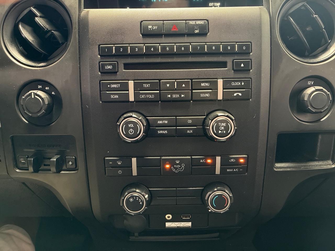 2014 Ford F-150 STX, 4x4, 5.0L V8, Kicker Subwoofer, 20in Wheels, Rear Camera, Parking Sensors, Sport Pkg Houston TX
