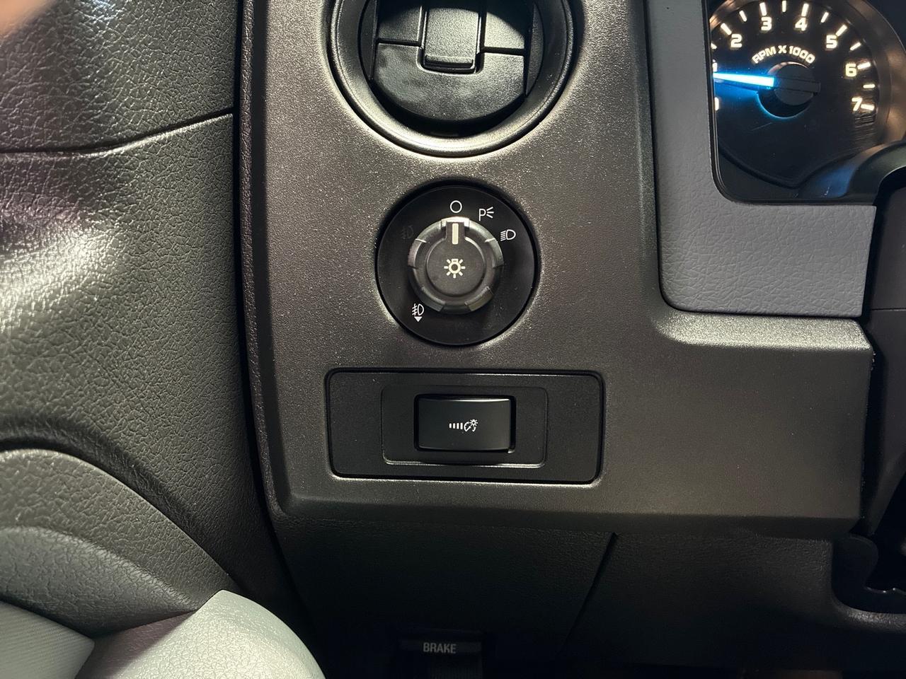 2014 Ford F-150 STX, 4x4, 5.0L V8, Kicker Subwoofer, 20in Wheels, Rear Camera, Parking Sensors, Sport Pkg Houston TX
