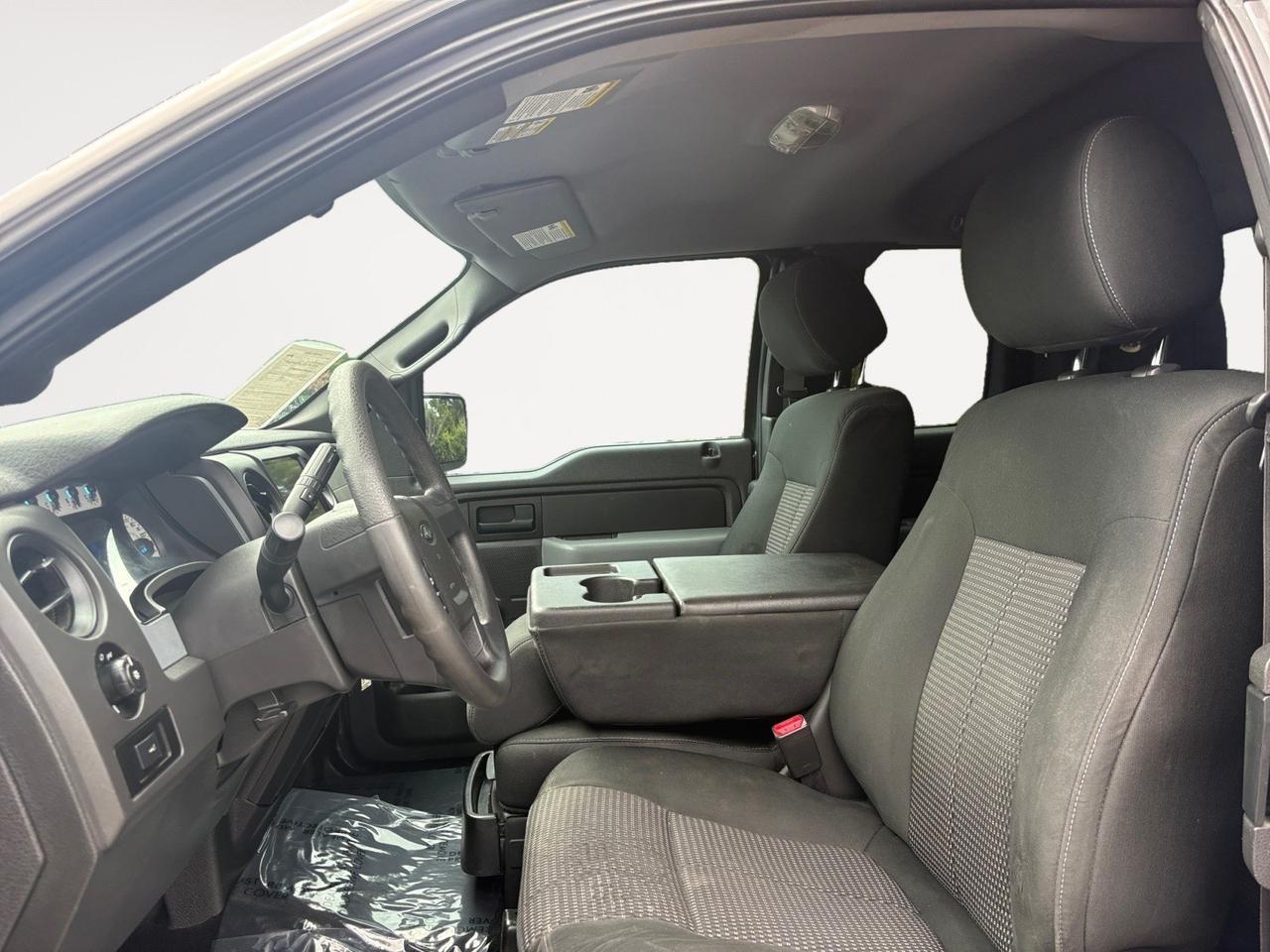 2014 Ford F-150 STX, RUNNING BOARDS, REAR SLIDING WINDOW, NAVIGATION, TOW PACKAGE, CLEAN CERTIFIED CARFAX, GREAT TRUCK FOR YOU! Virginia Beach VA
