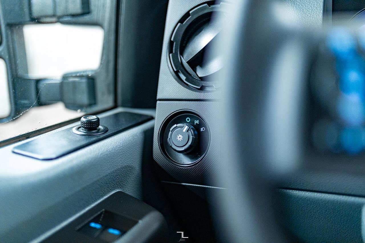 2014 Ford F-250 4x2 Reg Cab XL Longbox Diesel Red Deer AB