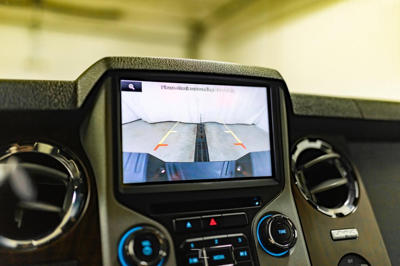 2014 Ford F-250 4x4 Crew Cab Lariat Diesel Leather Nav Red Deer AB