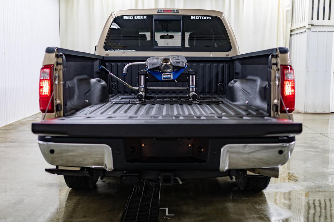 2014 Ford F-250 4x4 Crew Cab Lariat Diesel Leather Nav Red Deer AB