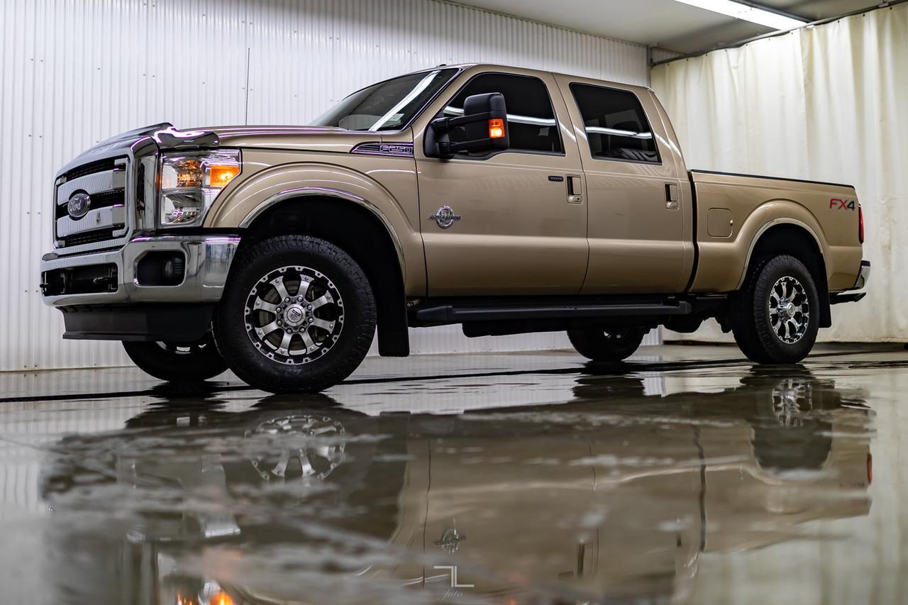 2014 Ford F-250 4x4 Crew Cab Lariat Diesel Leather Nav Red Deer AB
