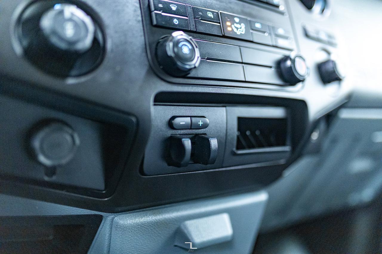 2014 Ford F-250 4x4 Crew Cab XL Longbox Diesel Red Deer AB