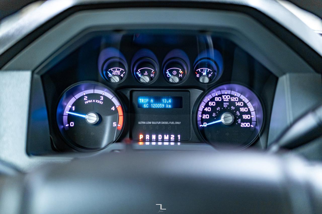 2014 Ford F-250 4x4 Crew Cab XL Longbox Diesel Red Deer AB