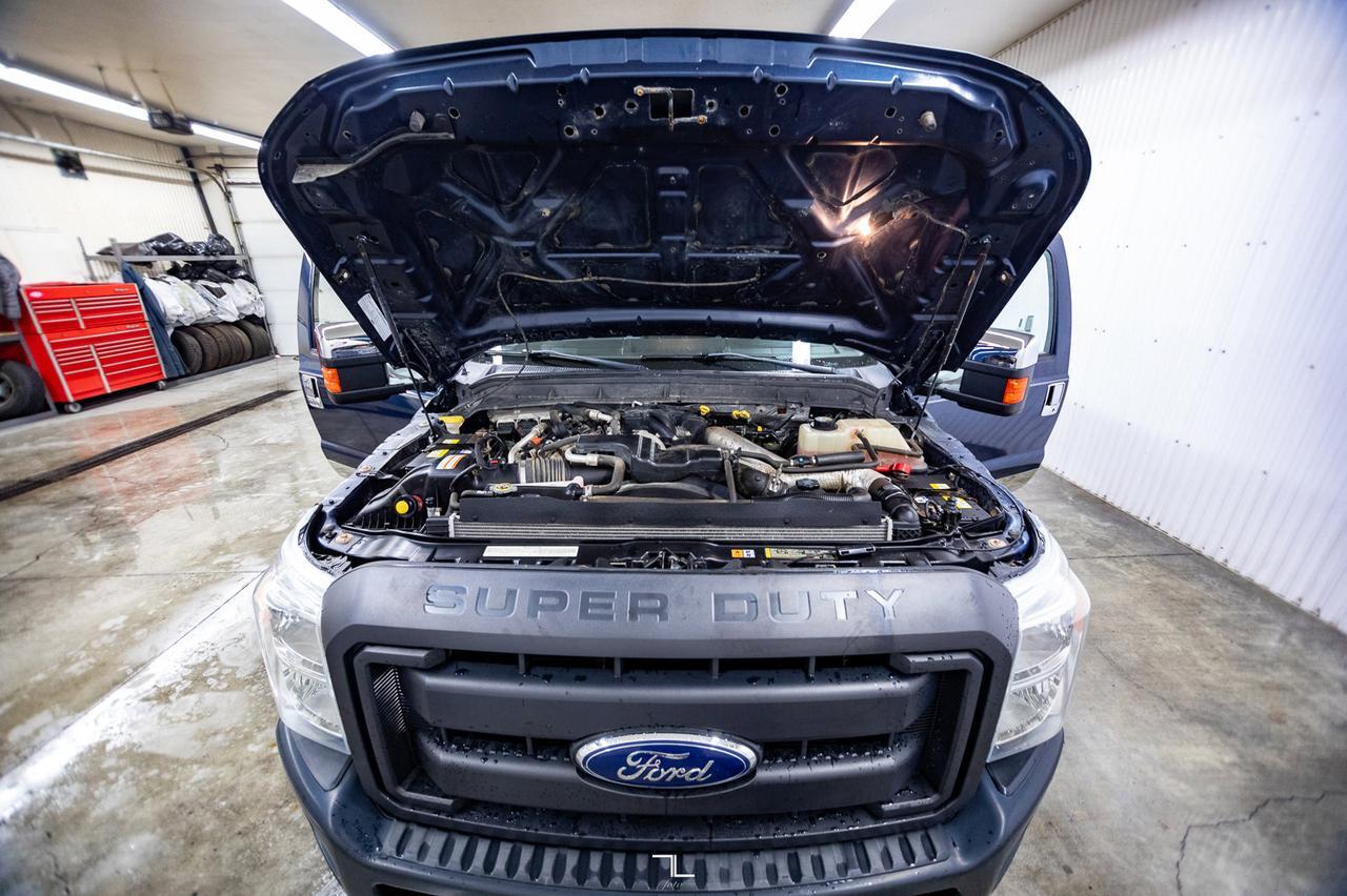 2014 Ford F-250 4x4 Crew Cab XL Longbox Diesel Red Deer AB