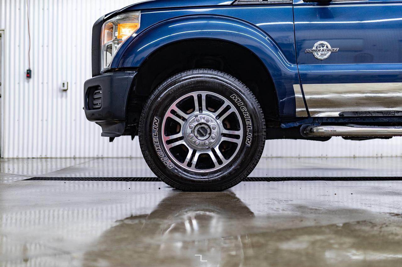 2014 Ford F-250 4x4 Crew Cab XL Longbox Diesel Red Deer AB