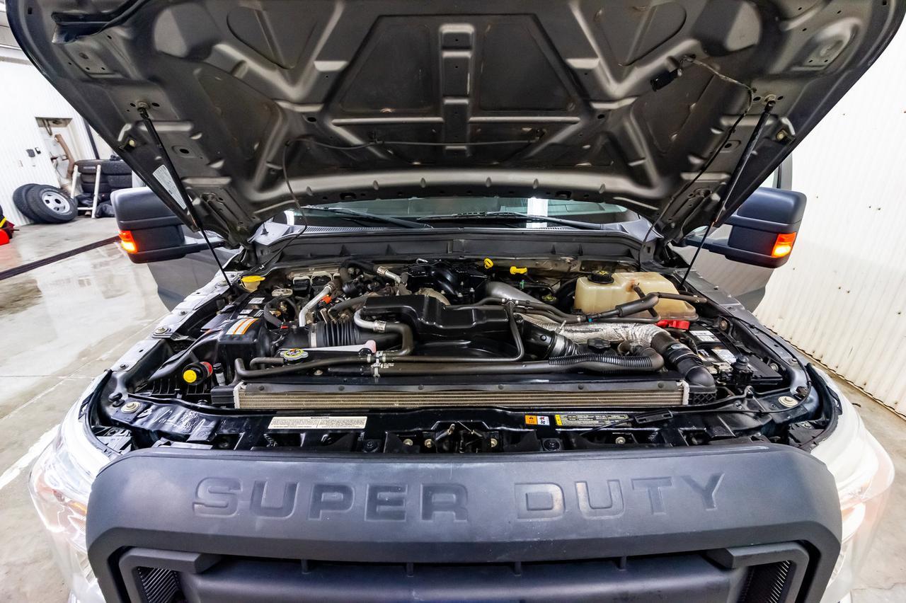 2014 Ford F-250 4x4 Crew Cab XL Longbox Diesel Red Deer AB