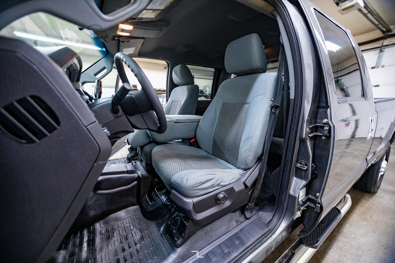 2014 Ford F-250 4x4 Crew Cab XL Longbox Diesel Red Deer AB