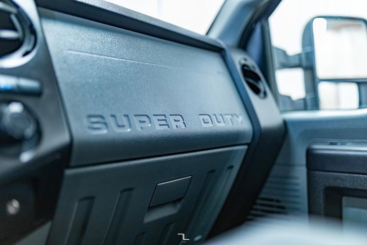 2014 Ford F-250 4x4 Crew Cab XL Longbox Diesel Red Deer AB