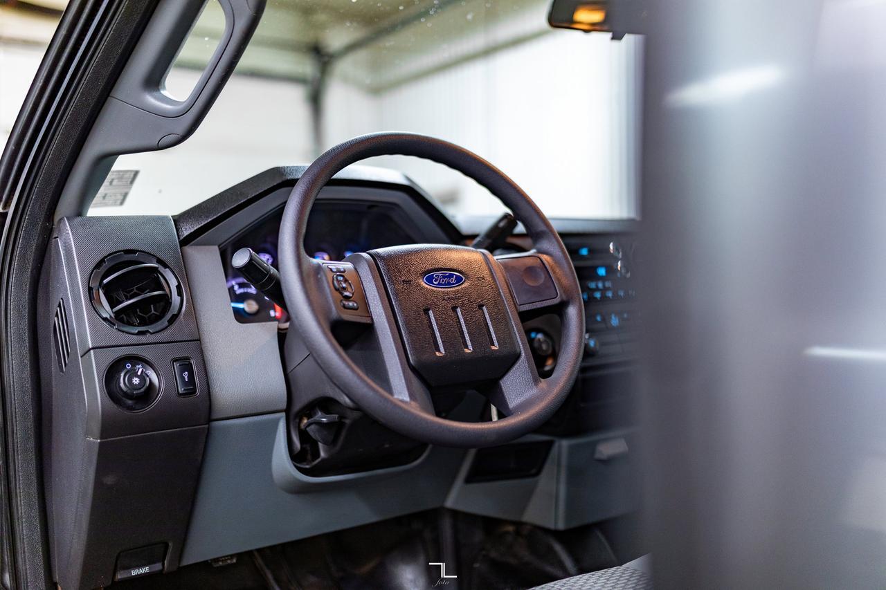 2014 Ford F-250 4x4 Crew Cab XL Longbox Diesel Red Deer AB