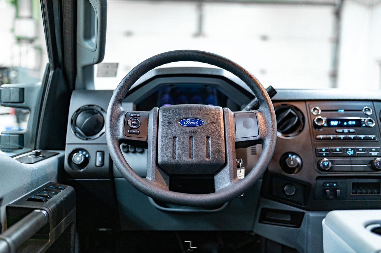 2014 Ford F-250 4x4 Crew Cab XL Longbox Diesel Winch Red Deer AB