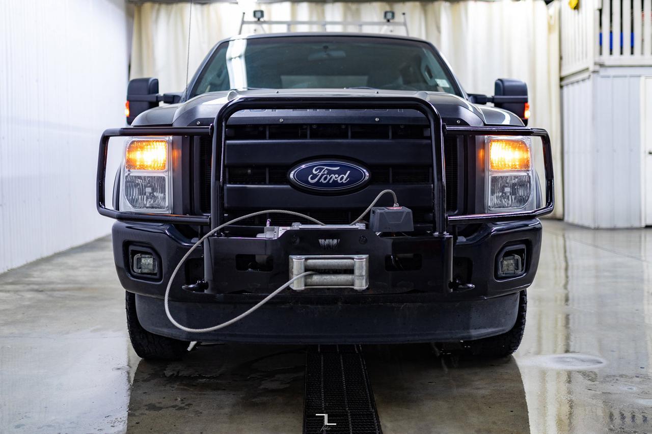 2014 Ford F-250 4x4 Crew Cab XL Longbox Diesel Winch Red Deer AB