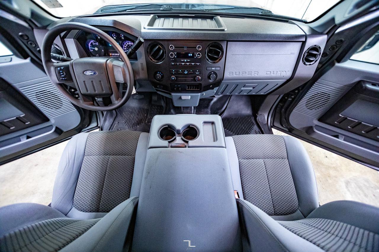 2014 Ford F-250 4x4 Crew Cab XL Longbox Diesel Winch Red Deer AB