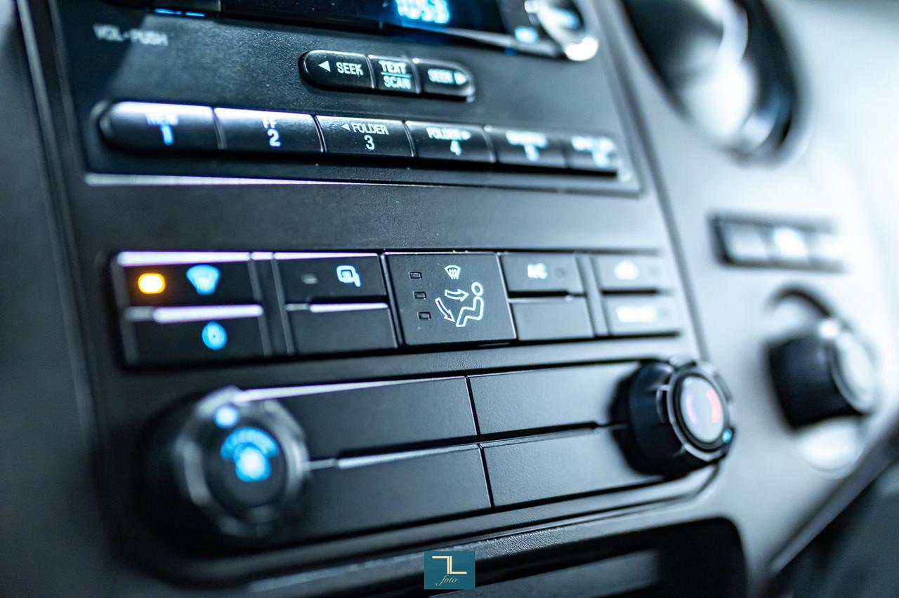 2014 Ford F-250 4x4 Crew Cab XLT Longbox Diesel Red Deer AB