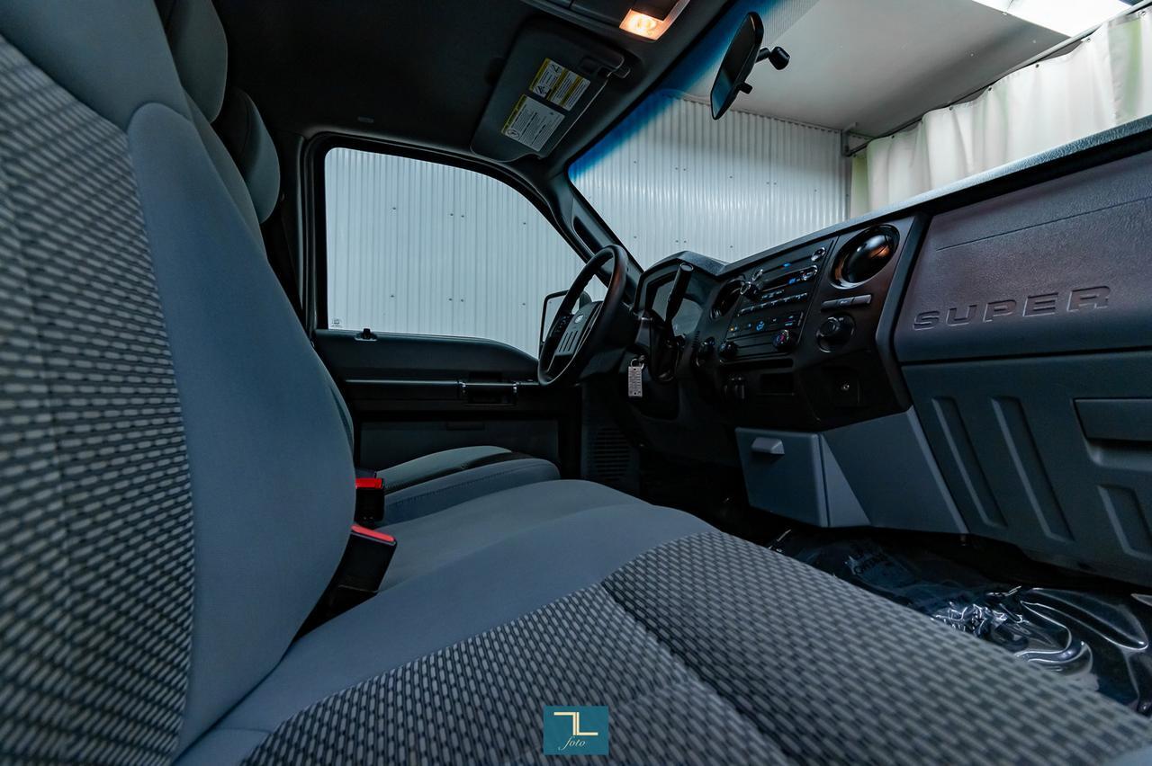 2014 Ford F-250 4x4 Crew Cab XLT Longbox Diesel Red Deer AB