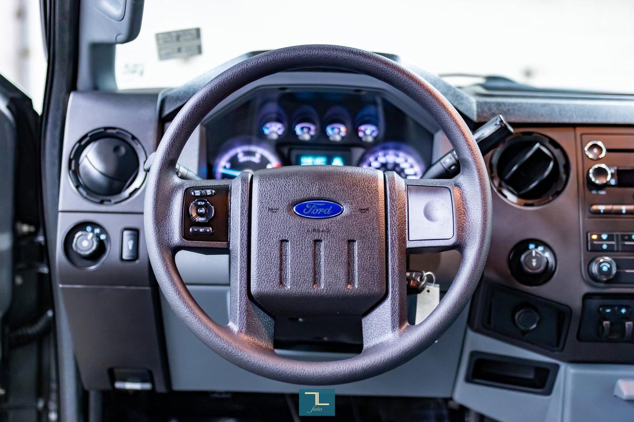 2014 Ford F-250 4x4 Crew Cab XLT Longbox Diesel Red Deer AB