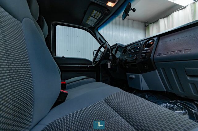 2014 Ford F-250 4x4 Crew Cab XLT Longbox Diesel Red Deer AB