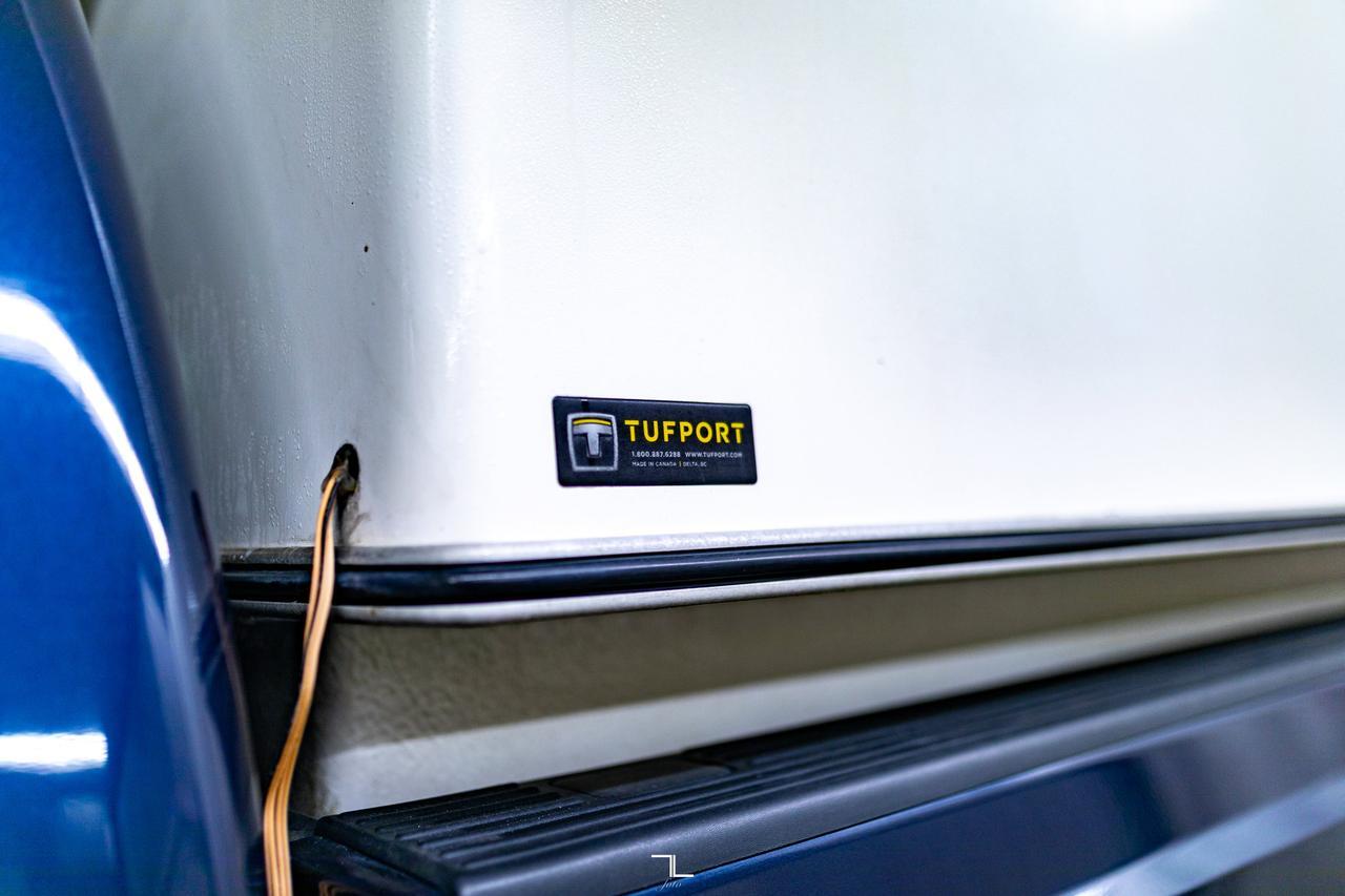 2014 Ford F-250 4x4 Super Cab XL Diesel Winch Topper Red Deer AB