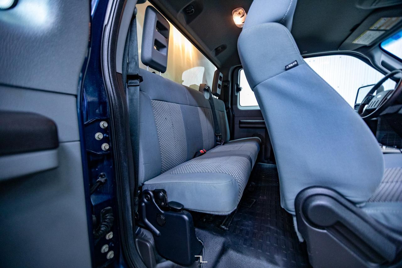 2014 Ford F-250 4x4 Super Cab XL Diesel Winch Topper Red Deer AB