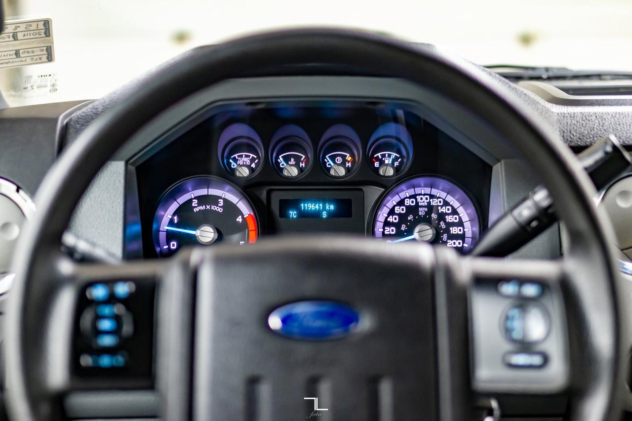 2014 Ford F-250 4x4 Super Cab XLT Longbox Diesel Red Deer AB