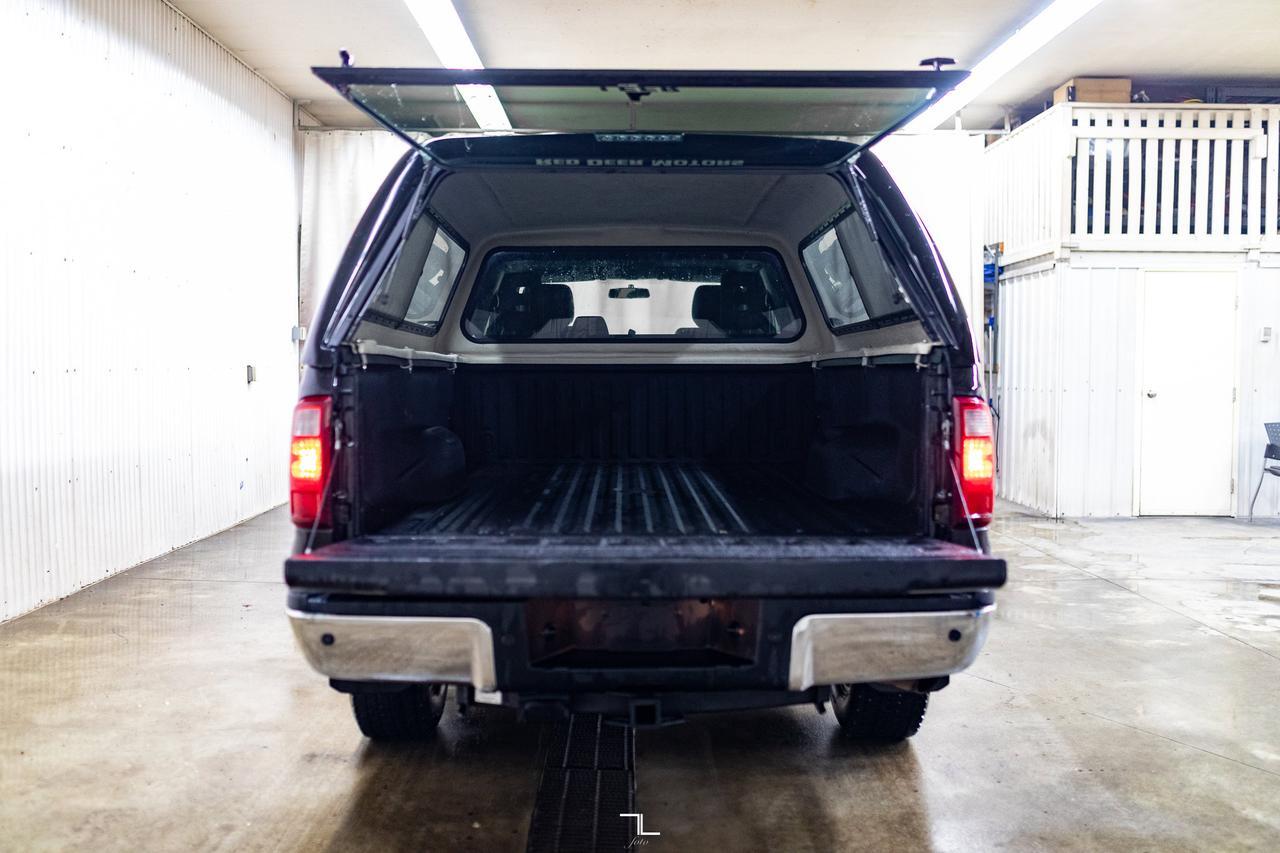 2014 Ford F-250 4x4 Super Cab XLT Longbox PSeat Topper Red Deer AB