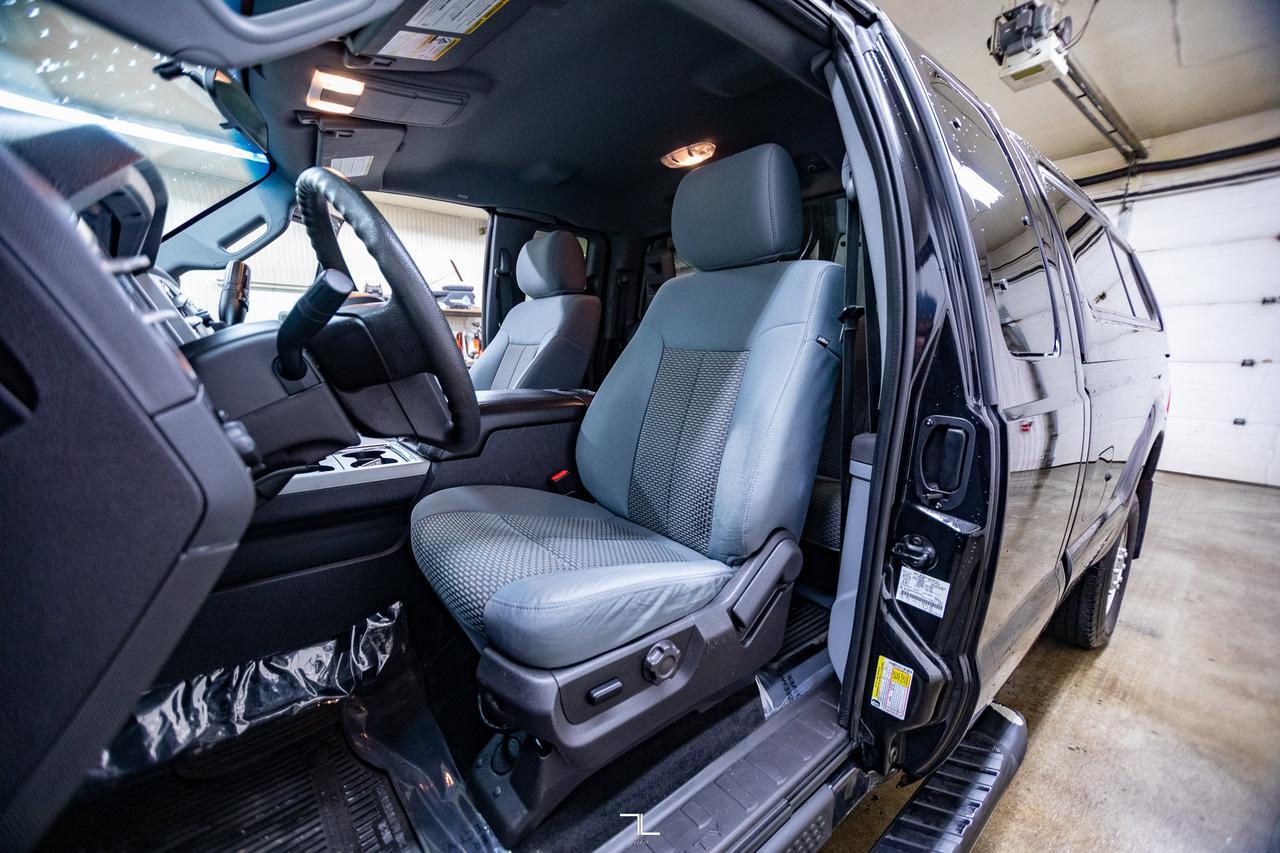 2014 Ford F-250 4x4 Super Cab XLT Longbox PSeat Topper Red Deer AB