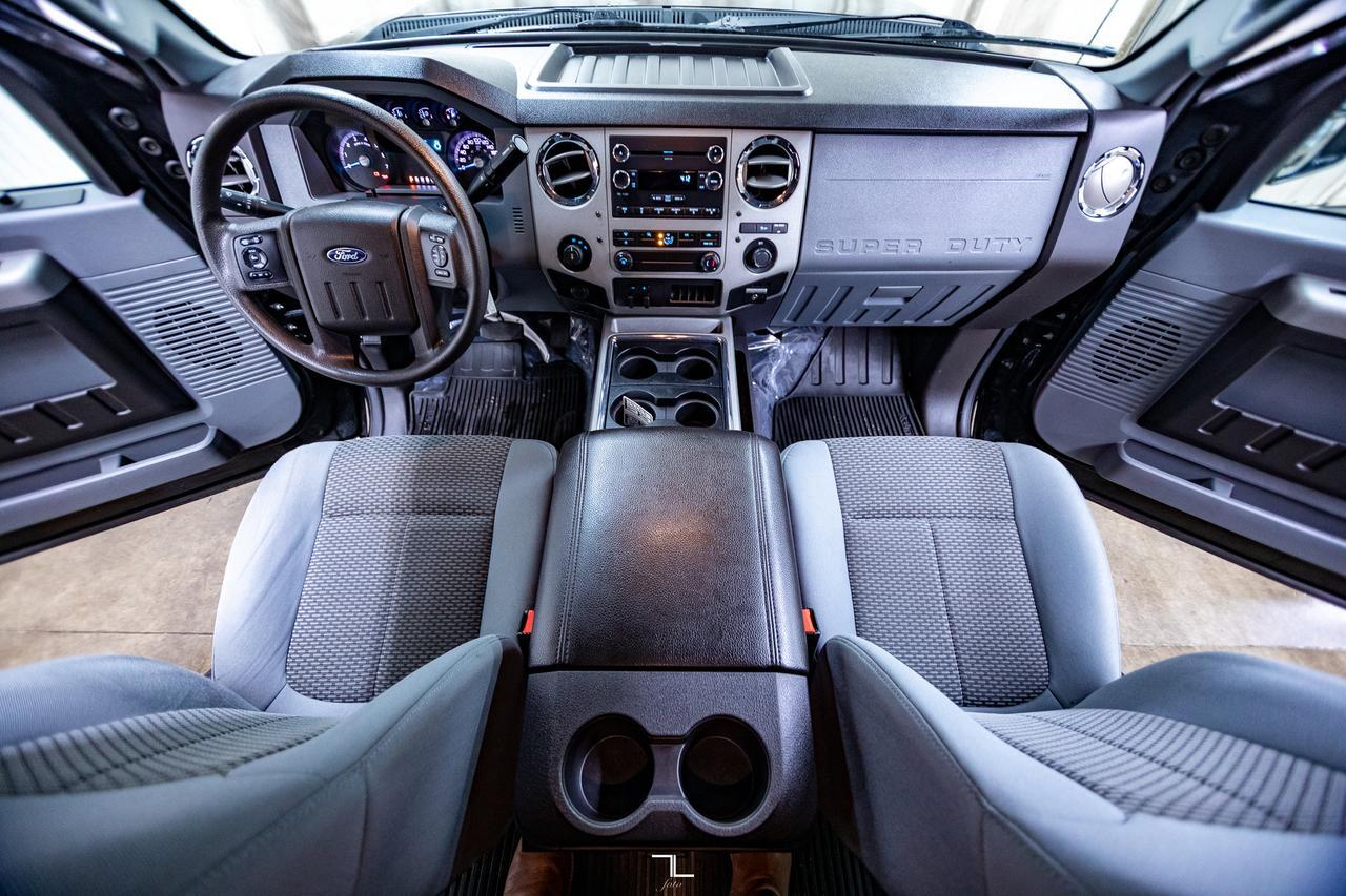 2014 Ford F-250 4x4 Super Cab XLT Longbox PSeat Topper Red Deer AB