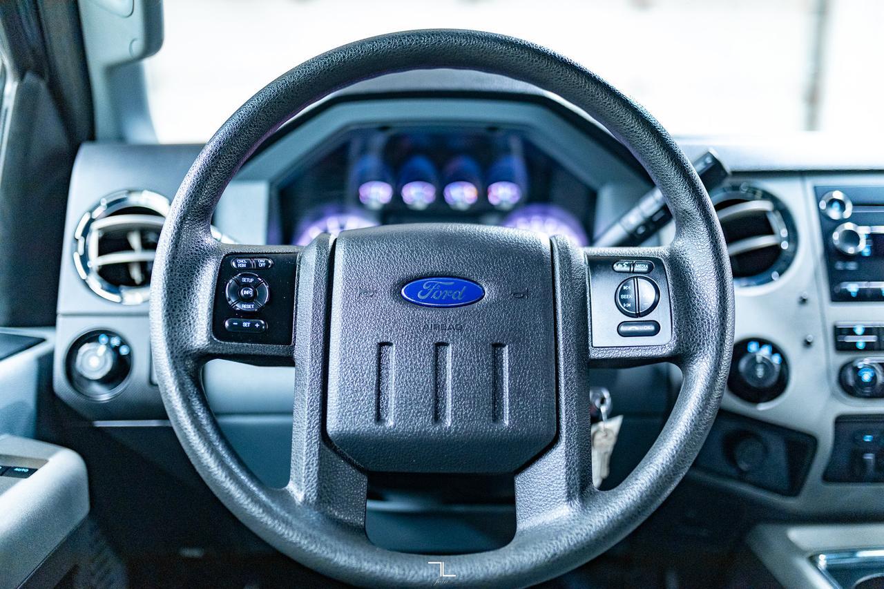 2014 Ford F-250 4x4 Super Cab XLT Longbox PSeat Topper Red Deer AB