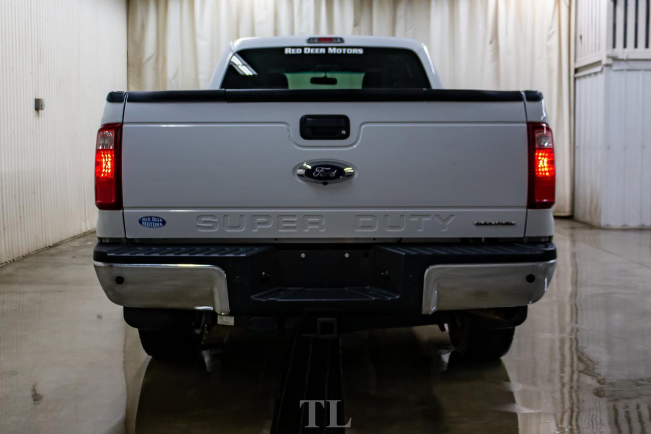 2014 Ford F-250 4x4 Super Cab XLT Western Edition Longbox Red Deer AB