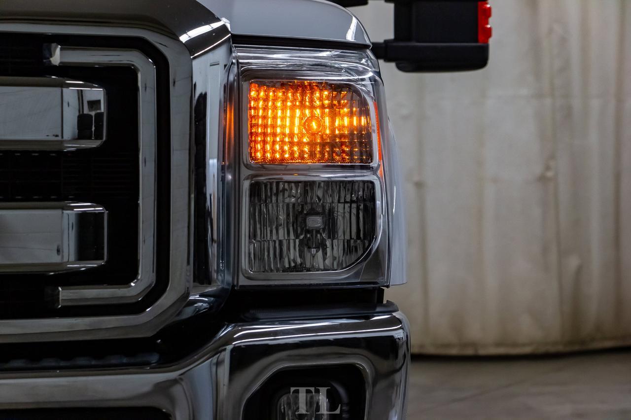 2014 Ford F-250 4x4 Super Cab XLT Western Edition Longbox Red Deer AB