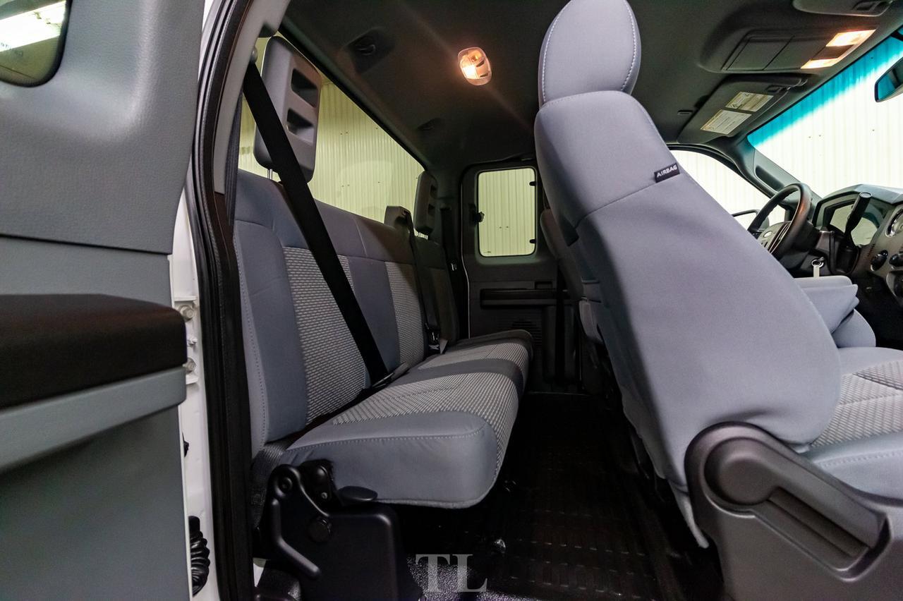 2014 Ford F-250 4x4 Super Cab XLT Western Edition Longbox Red Deer AB