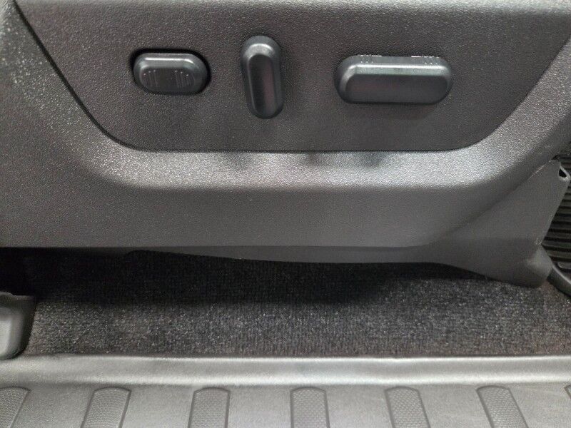 2014 Ford F-250 Lariat 4WD Ready Lift 6.7L Diesel GPS Sunroof Fuel Wheels FREE WARRANTY Arlington TX