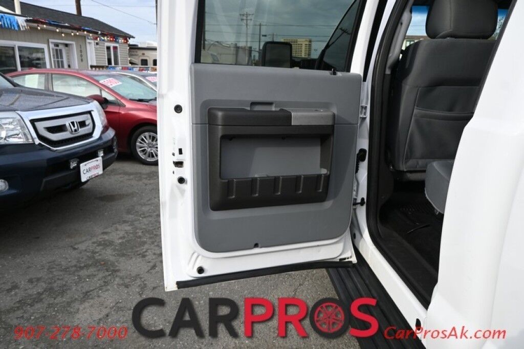 2014 Ford F-250 XLT - 6.2L V8 - 4X4 - Crew Cab - Value Pkg - Power Windows & Locks - Block Heater - Rearview Camera - Back Up Sensors - Tow Package Anchorage AK