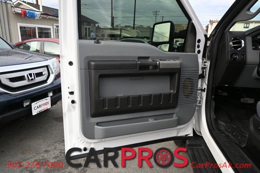 2014 Ford F-250 XLT - 6.2L V8 - 4X4 - Crew Cab - Value Pkg - Power Windows & Locks - Block Heater - Rearview Camera - Back Up Sensors - Tow Package Anchorage AK