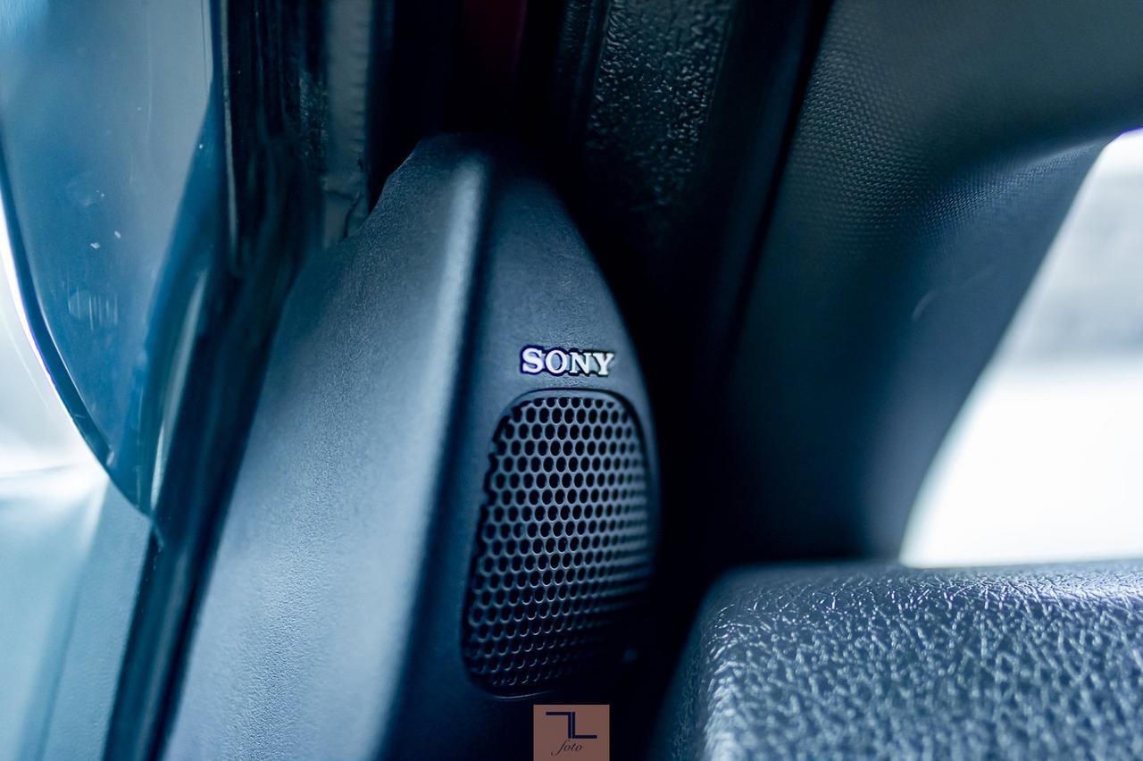 2014 Ford F-350 4x4 Crew Cab Platinum Diesel Leather Roof Nav Red Deer AB