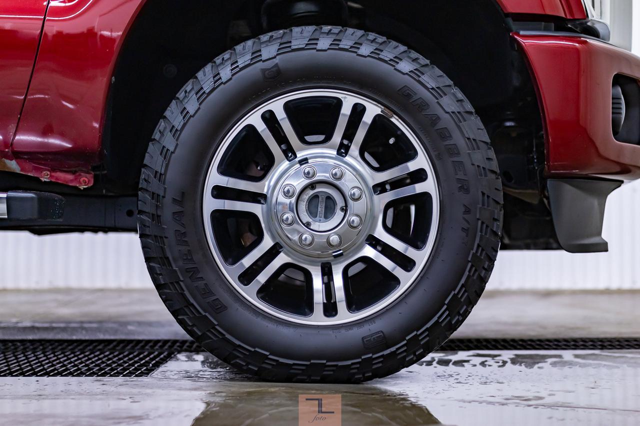 2014 Ford F-350 4x4 Crew Cab Platinum Diesel Leather Roof Nav Red Deer AB