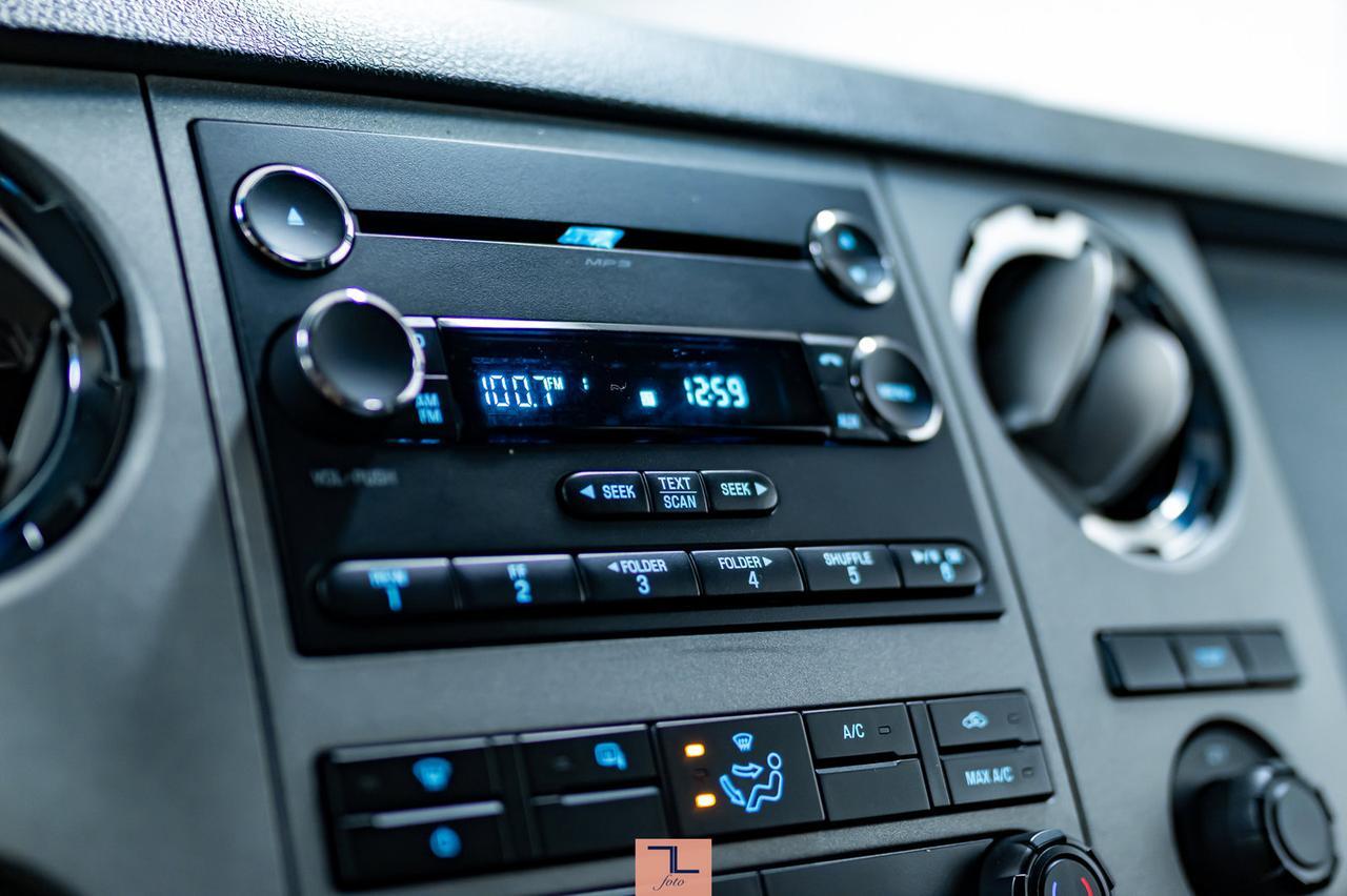 2014 Ford F-350 4x4 Crew Cab XLT Deck Red Deer AB