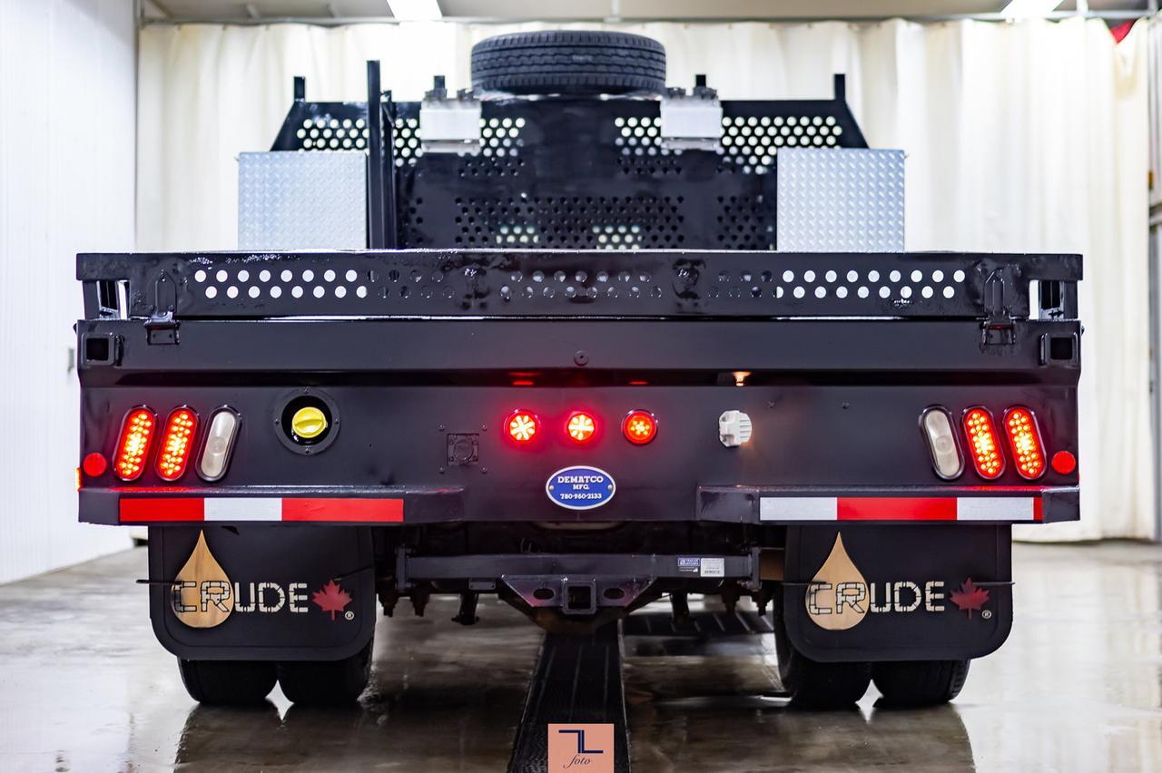 2014 Ford F-350 4x4 Crew Cab XLT Deck Red Deer AB