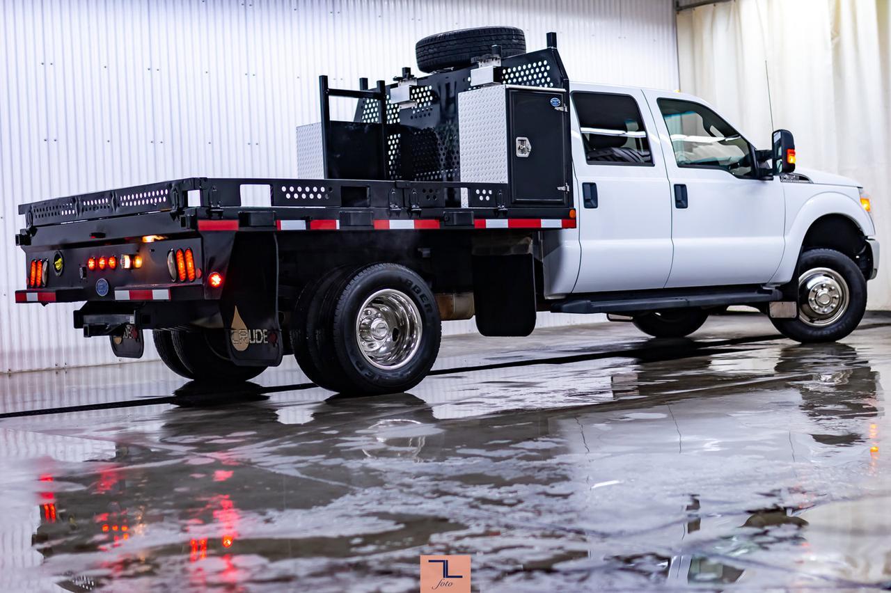 2014 Ford F-350 4x4 Crew Cab XLT Deck Red Deer AB