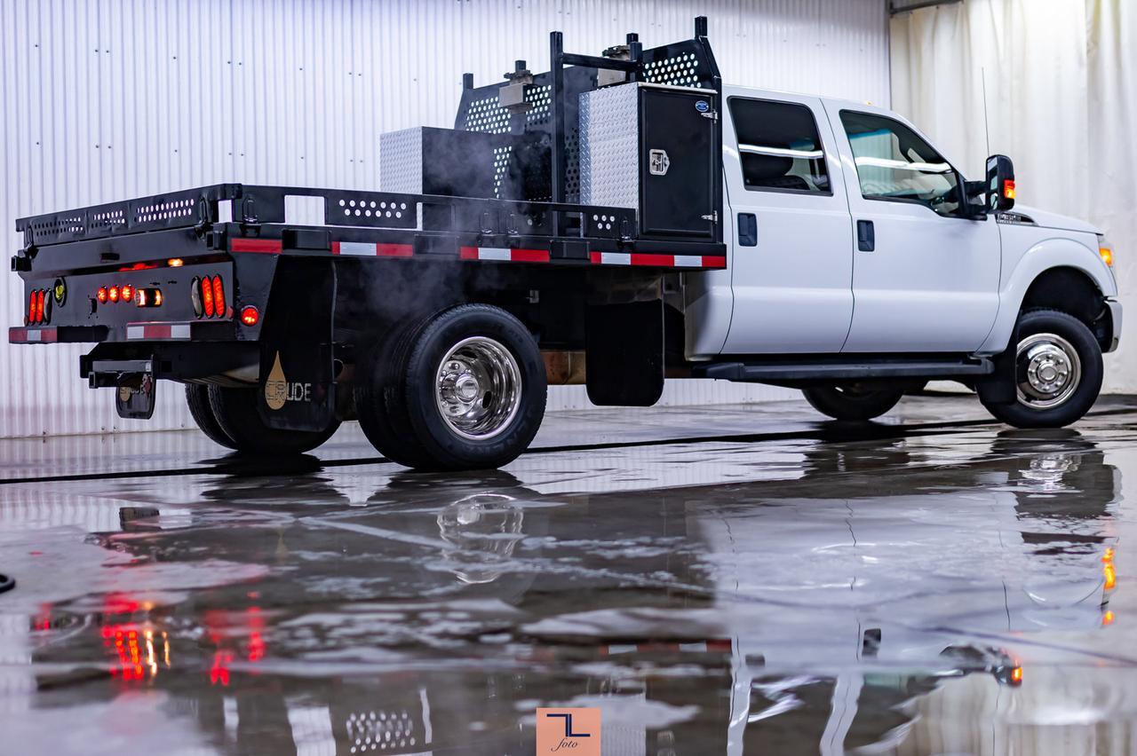 2014 Ford F-350 4x4 Crew Cab XLT Deck Red Deer AB