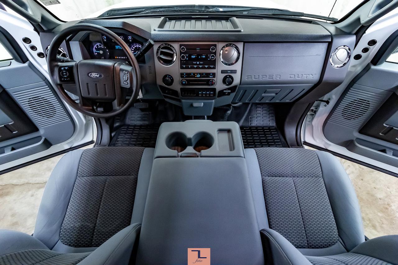 2014 Ford F-350 4x4 Crew Cab XLT Deck Red Deer AB