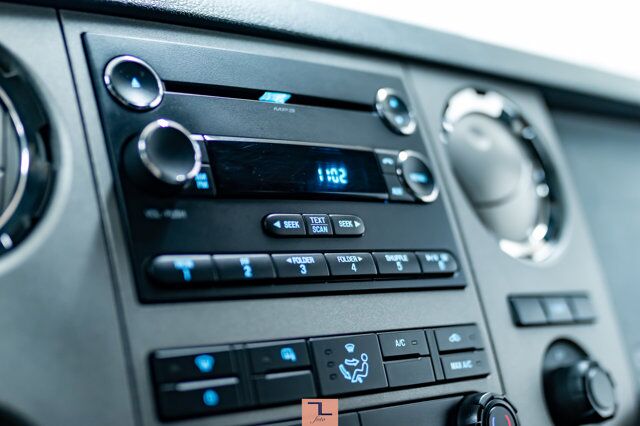 2014 Ford F-350 4x4 Crew Cab XLT Deck Red Deer AB