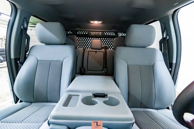 2014 Ford F-350 4x4 Crew Cab XLT Deck Red Deer AB