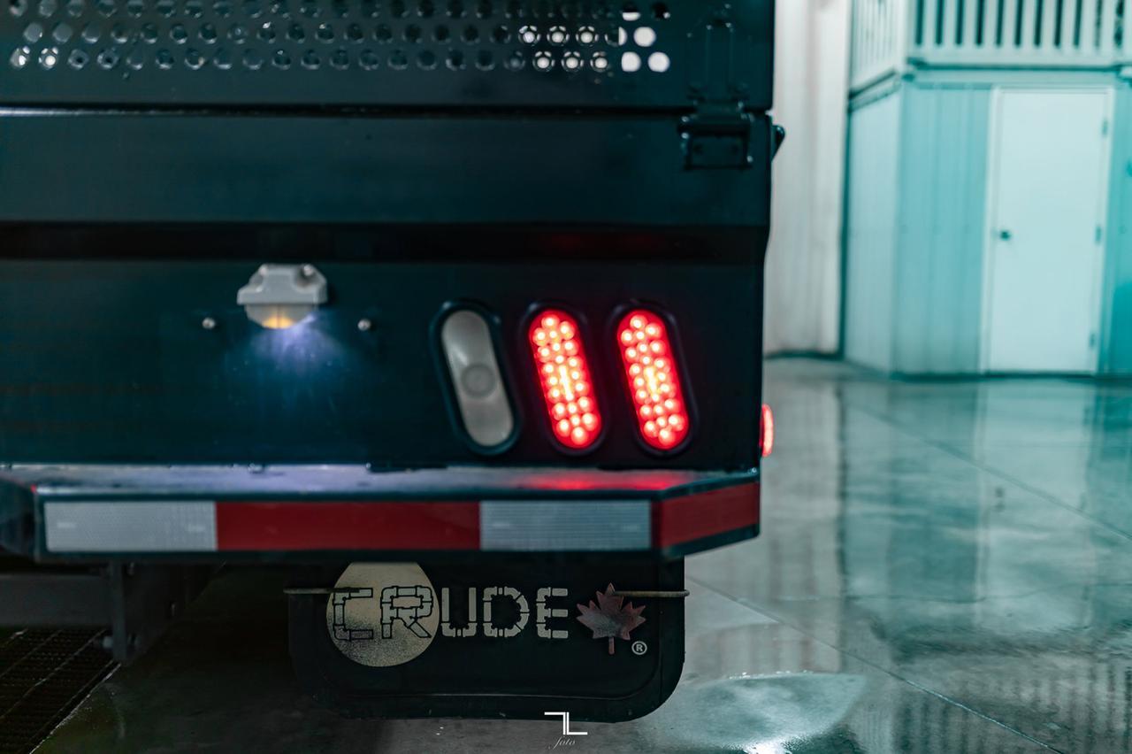 2014 Ford F-350 4x4 Crew Cab XLT Dually Deck Red Deer AB