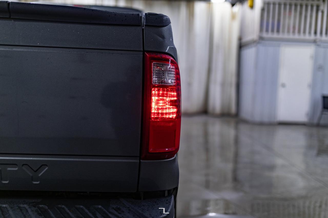 2014 Ford F-350 4x4 Crew Cab XLT Longbox Diesel BCam Red Deer AB