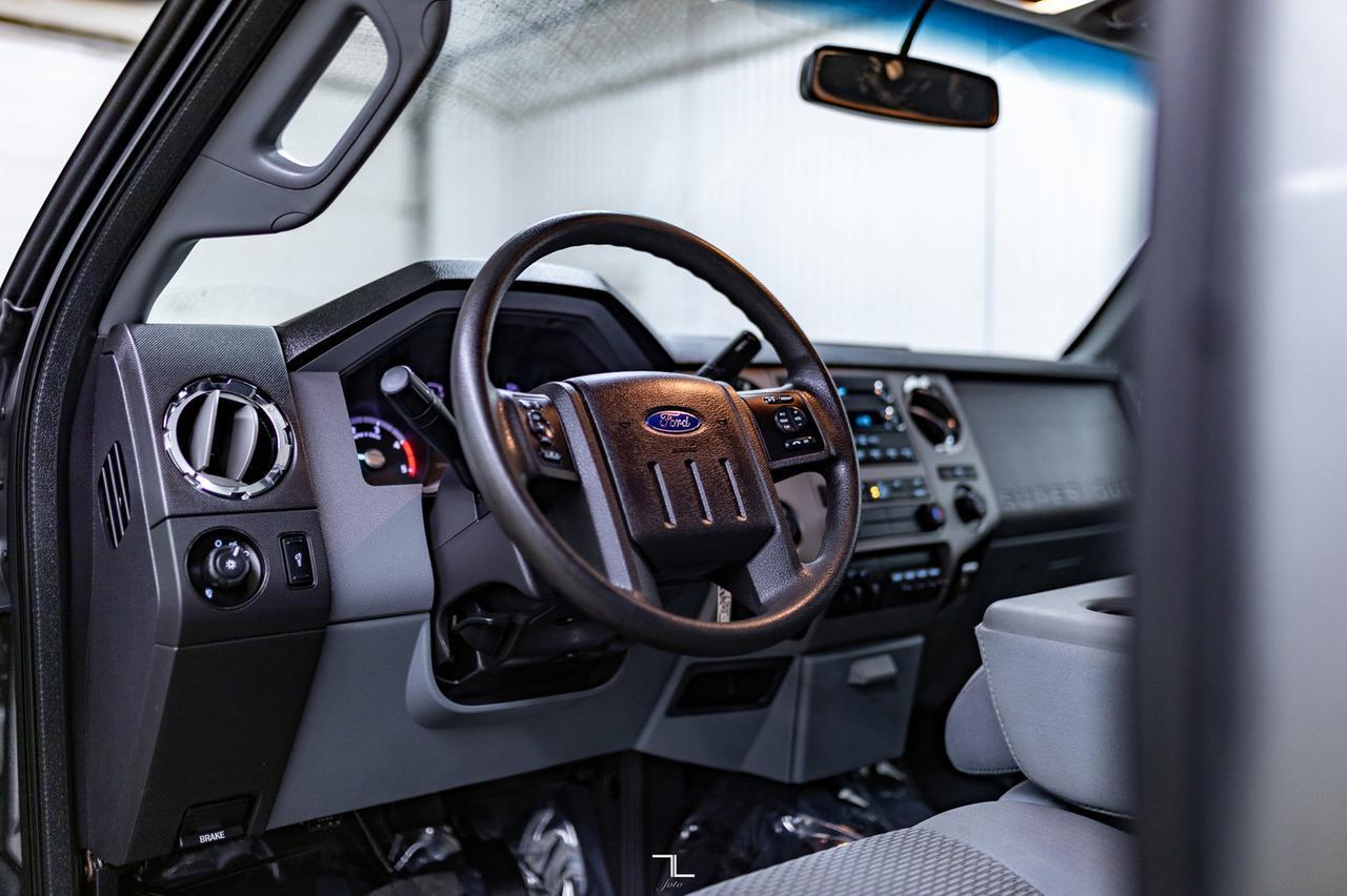 2014 Ford F-350 4x4 Crew Cab XLT Longbox Diesel BCam Red Deer AB