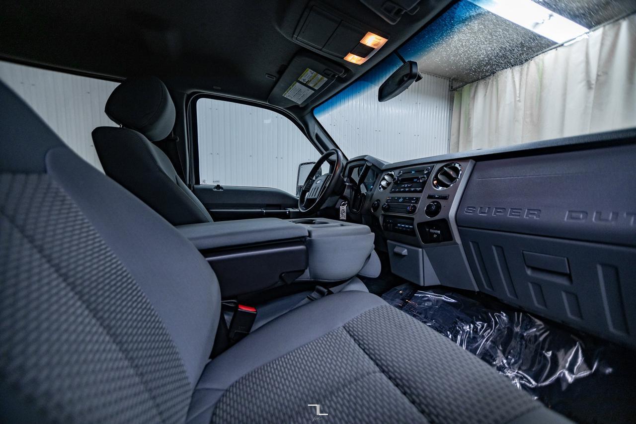 2014 Ford F-350 4x4 Crew Cab XLT Longbox Diesel BCam Red Deer AB