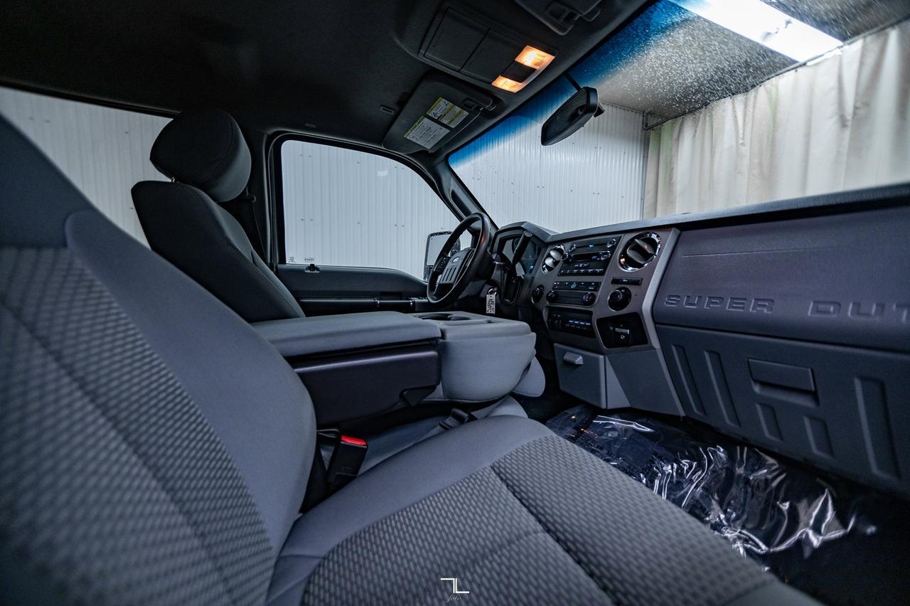 2014 Ford F-350 4x4 Crew Cab XLT Longbox Diesel BCam Red Deer AB