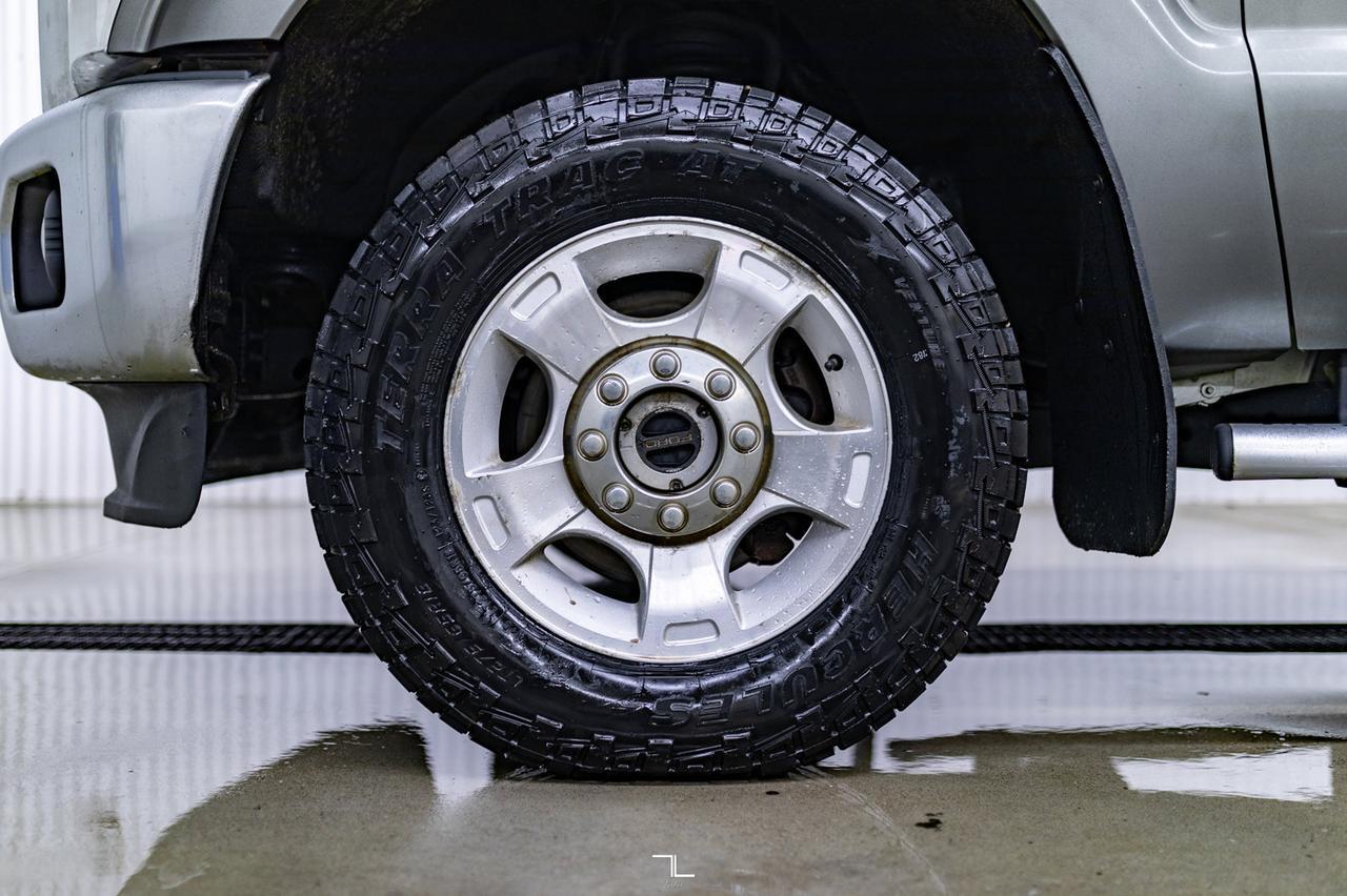 2014 Ford F-350 4x4 Crew Cab XLT Longbox Diesel BCam Red Deer AB